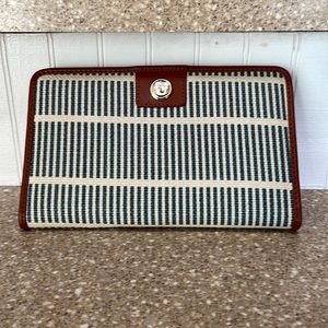 Spartina 449 Wallet - I’M MOVING, MAKE OFFER!!